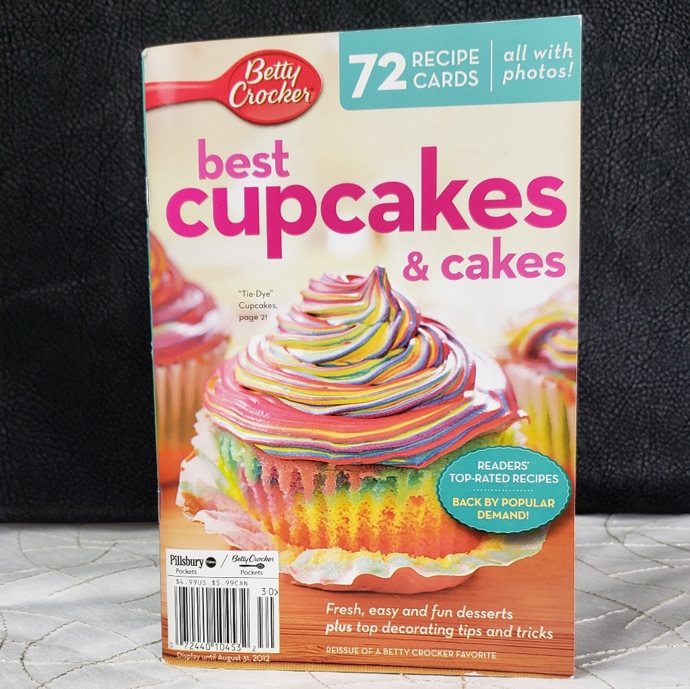 Betty Crocker Best Cupcakes & Cakes Recipe Collection!